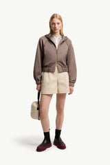 Taupe