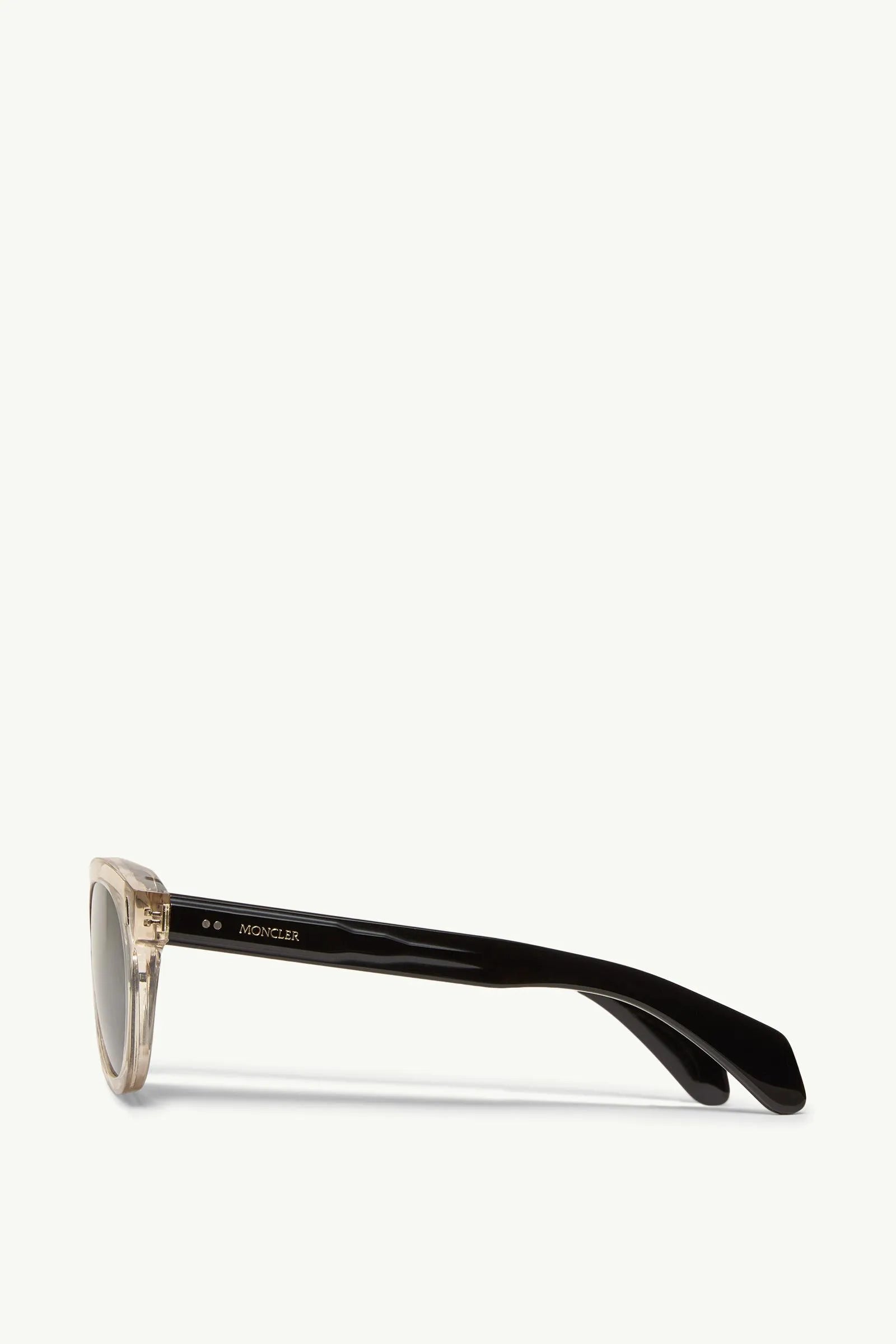 Shiny Transparent Off-white